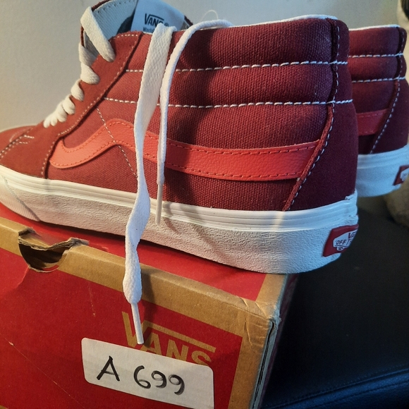 VANS Sk8-mid suede skateboarding shoes, gorgeous deep red w/white, New in box - Picture 7 of 10